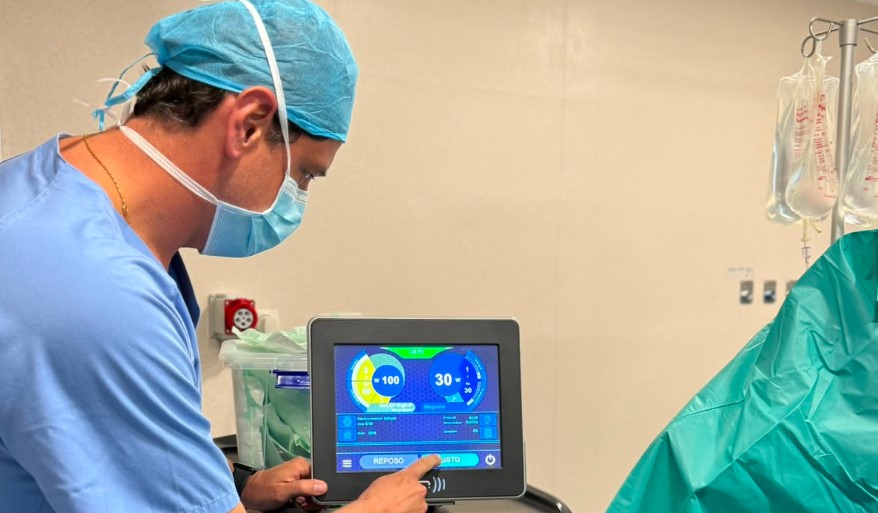 Prostatectomia robótica x radioterapia: como o urologista ajuda a decidir Prostatectomia_robótica_x_radioterapia:_como_o_urologista_ajuda_a_decidir